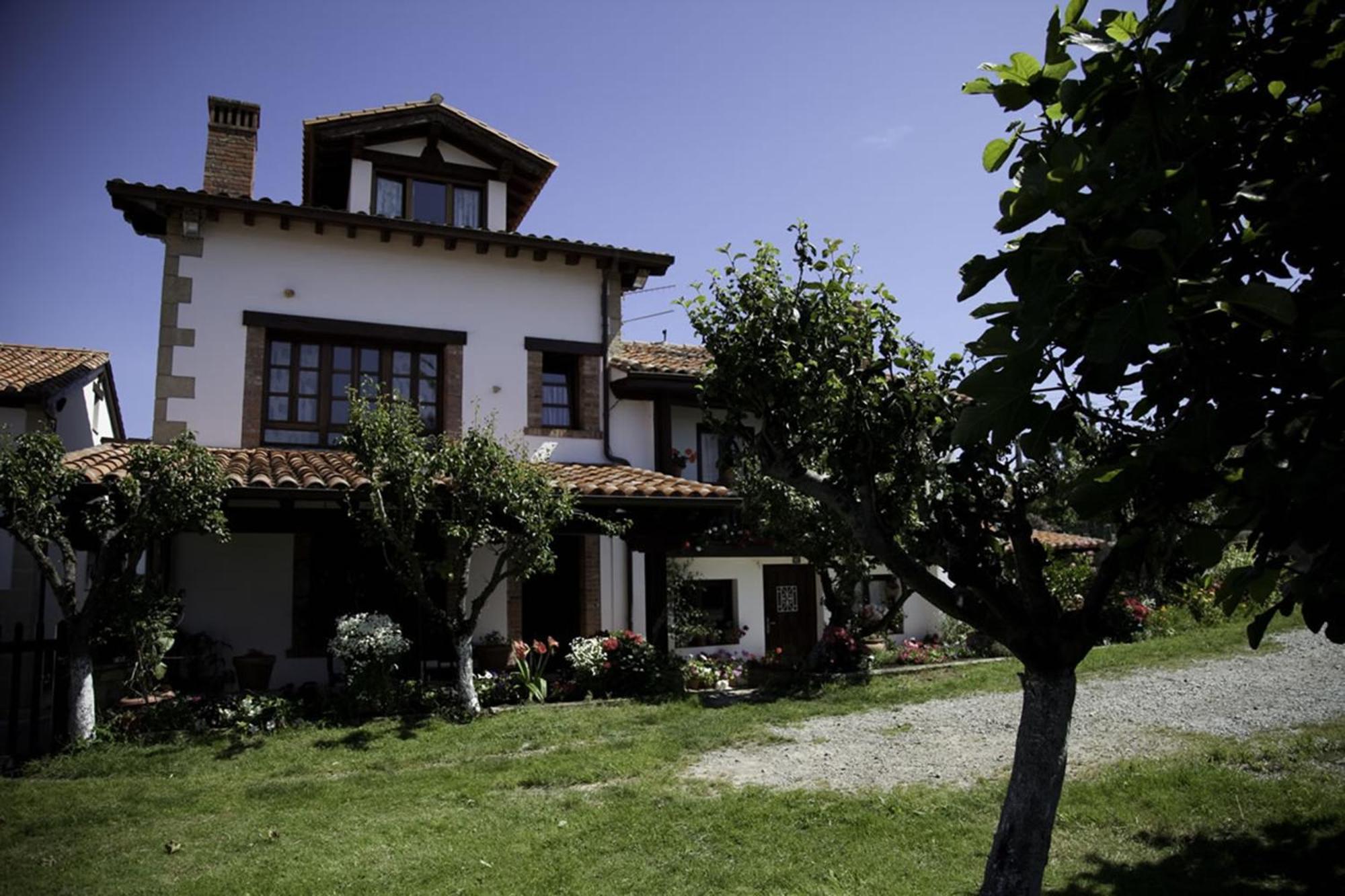 Villa Casa Mari Paz Trasvía Comillas Exterior foto